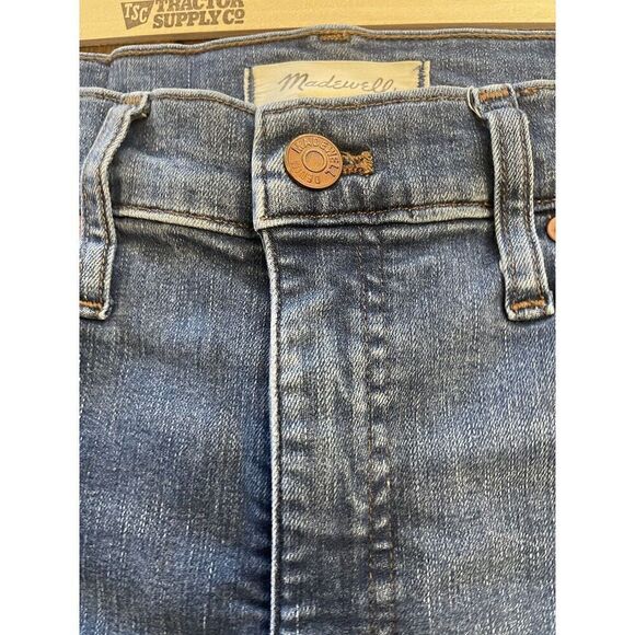 Madewell 9" Mid-Rise Skinny Jeans Size 28 Distressed Raw Hem - Picture 3 of 13